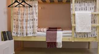 Гостиница Bookowski Hostel Арзамас Спальное место на двухъярусной кровати в общем номере для мужчин и женщин-3